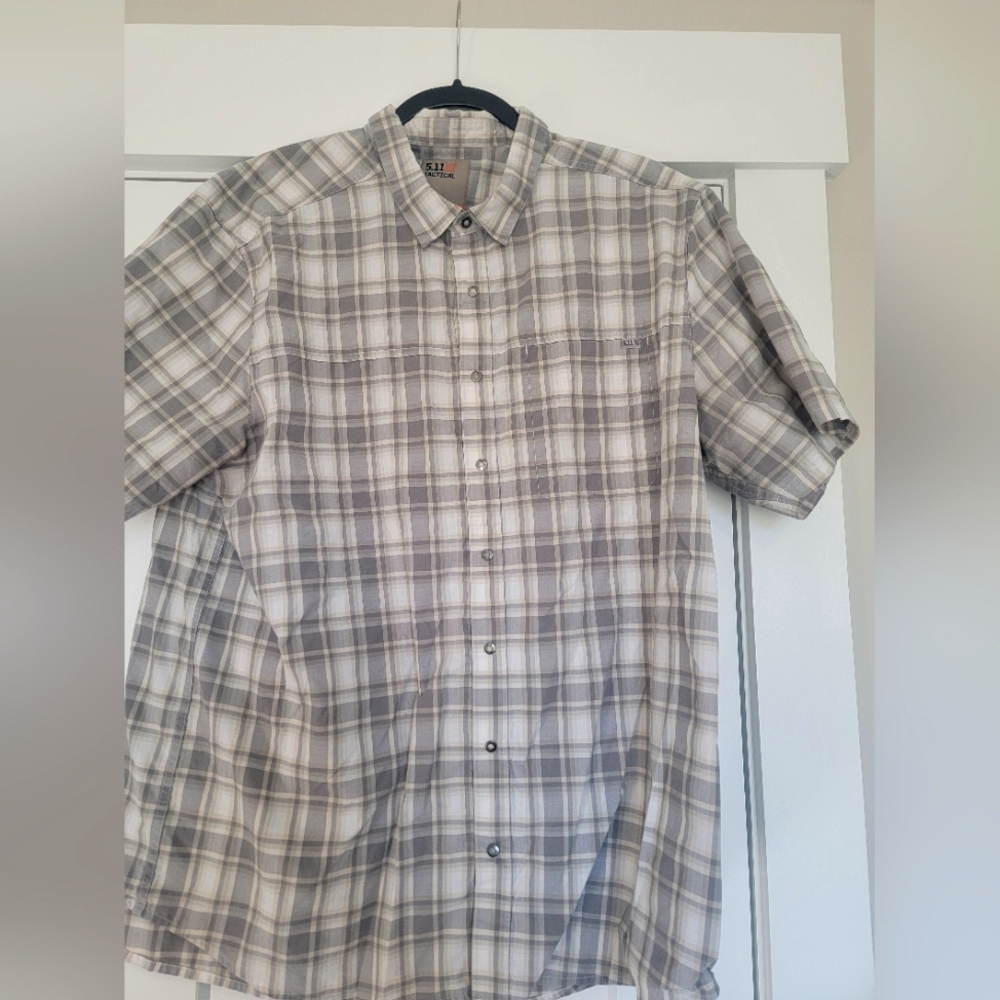 5.11 tactical Men's Plaid Short Sleeve Shirt